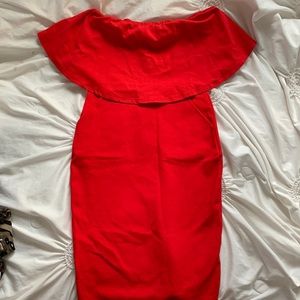 rolla costed red strapless dress